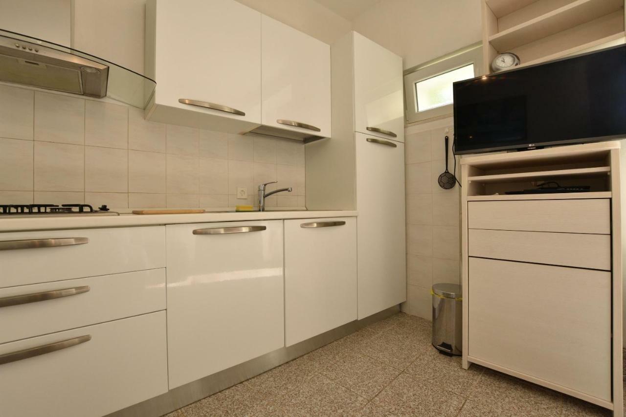 Apartment Milka Primošten Kültér fotó