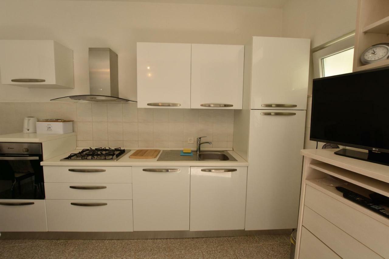 Apartment Milka Primošten Kültér fotó