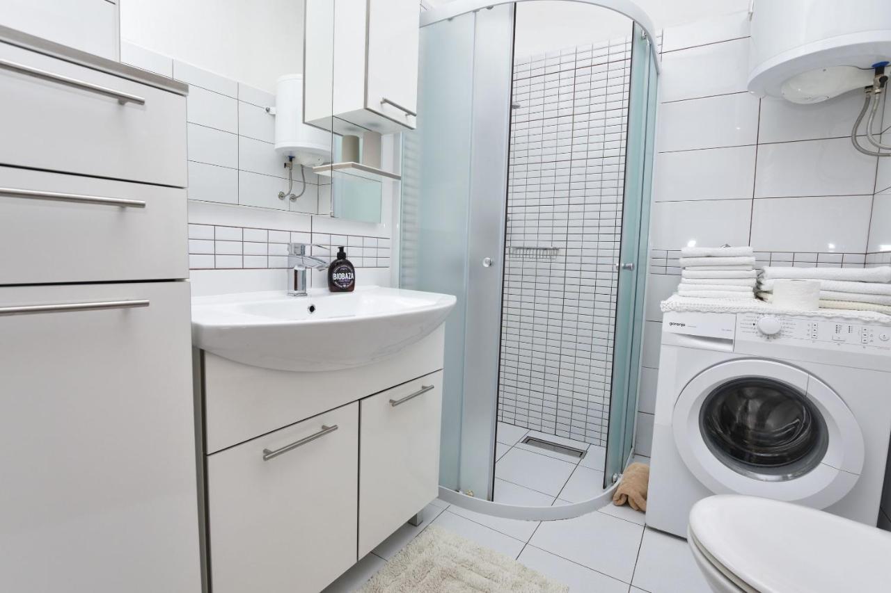Apartment Milka Primošten Kültér fotó